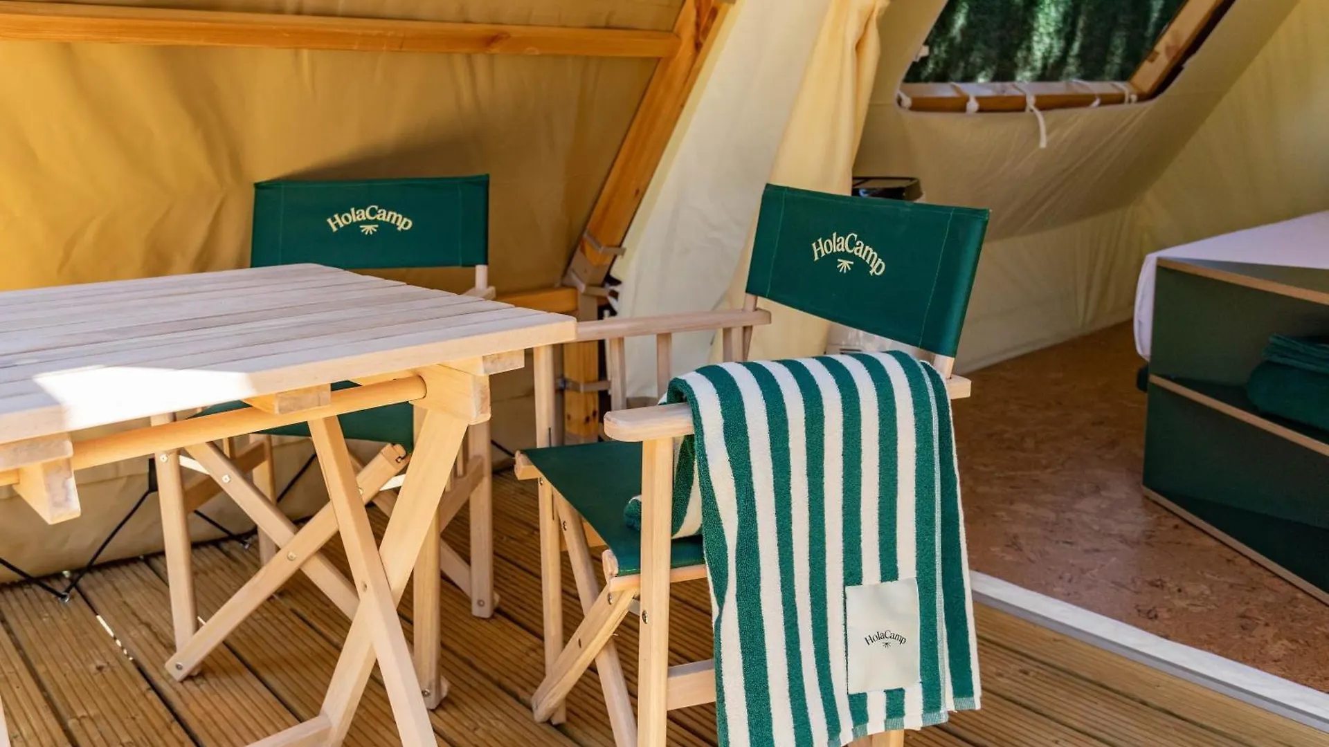 Holacamp Sitges Relax Hotel Campsite