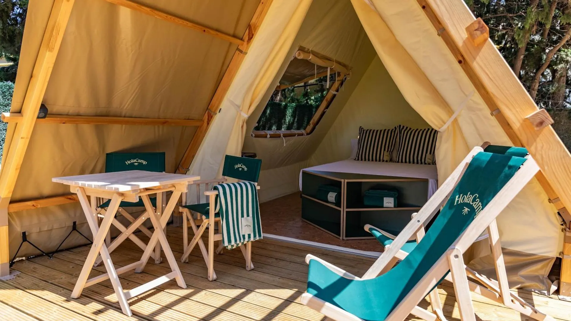 Holacamp Sitges Relax Hotel