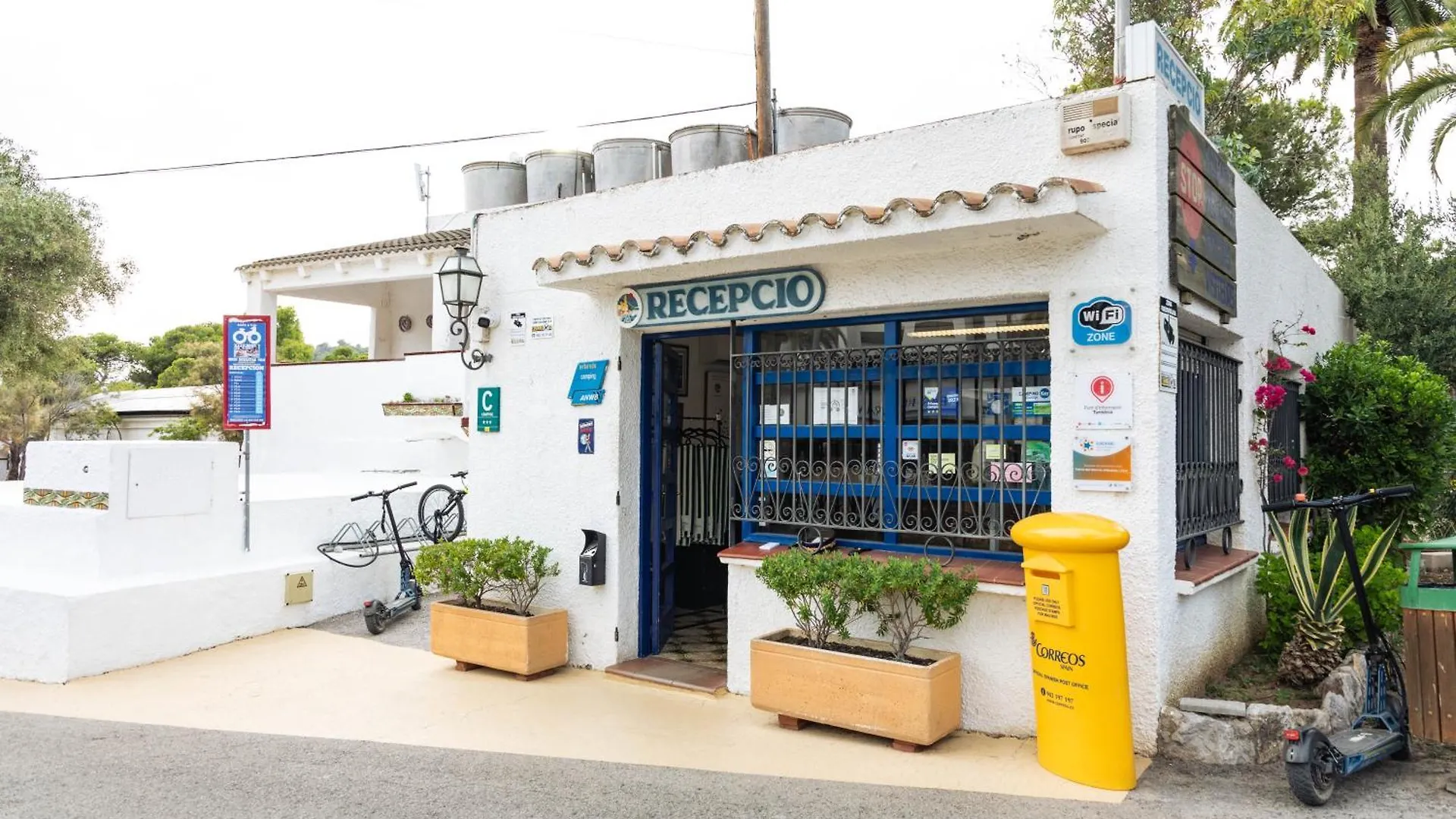 Holacamp Sitges Relax Hotel