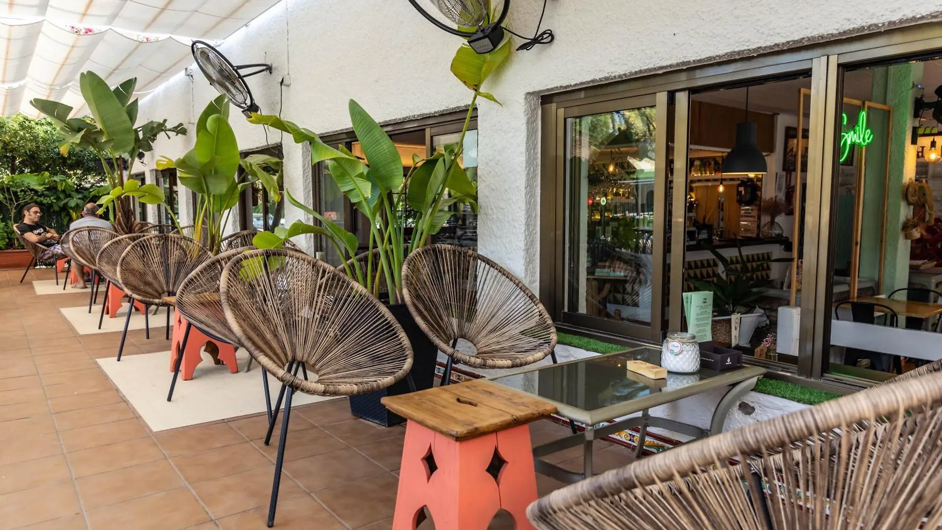 Holacamp Sitges Relax Hotel Campsite