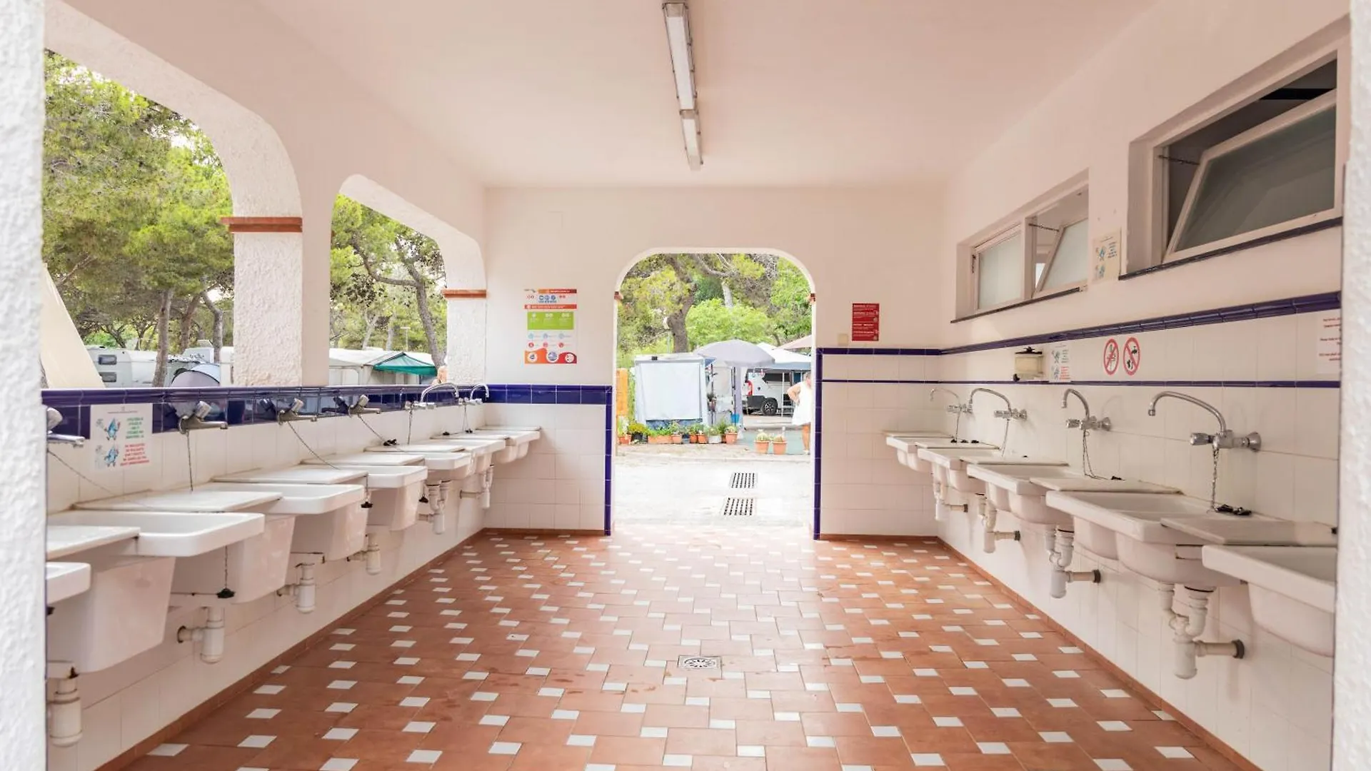 Kemping Holacamp Sitges Relax Hotel